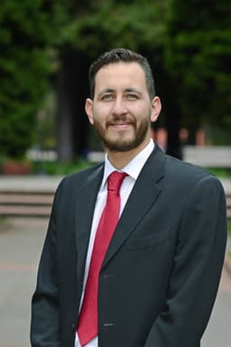 Luis Montoya